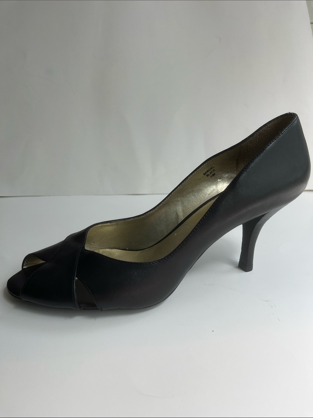 Classic Black Peep-Toe Women's Pump